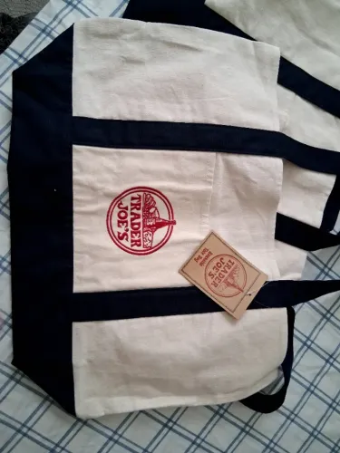 Bag Trader joe's