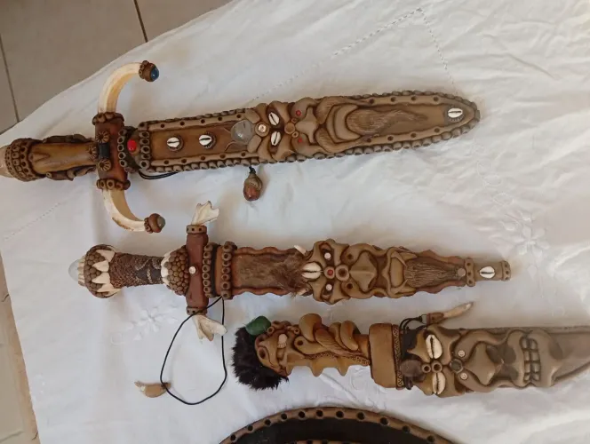 Facas Artesanais Decorativas e Colecionadores 
