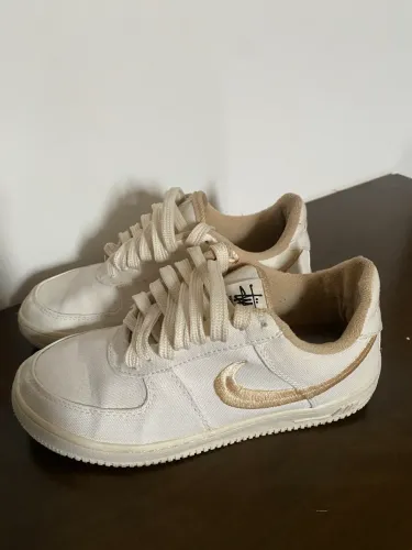 Tênis Nike off white