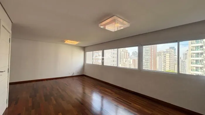 Apartamento para venda ou locação, com 160m², na região do Paraíso