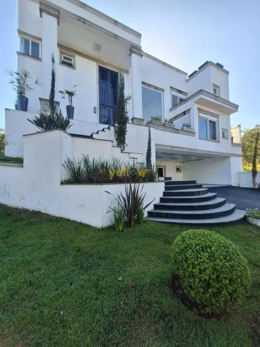 Casa de Luxo em Condomínio Fechado no Taboão, Mogi das Cruzes