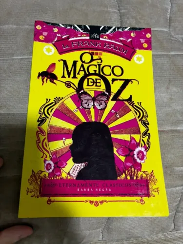 Livro - O mágico de OZ.