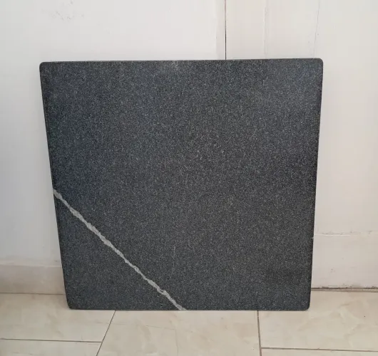 Pedra lisa 70x70