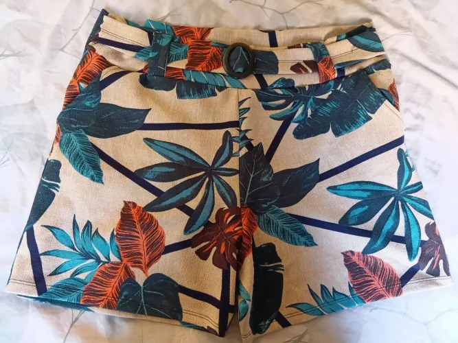 Short floral 46
