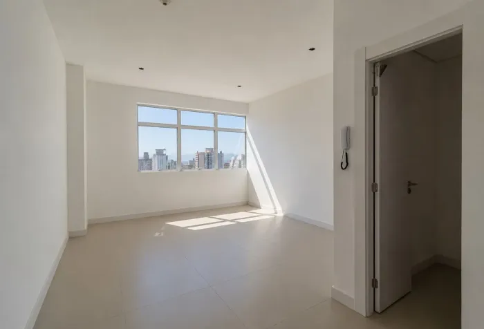 Sala Comercial para Alugar no Globo Tower em Florianópolis.