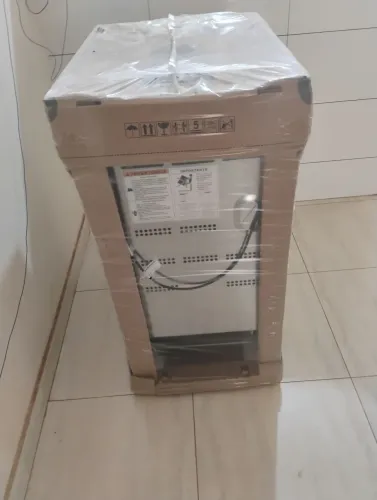 Fogão Brastemp 4 Bocas Branco com Duas Prateleiras Alturas Ajustáveis-BFO4NBB Na Caixa 