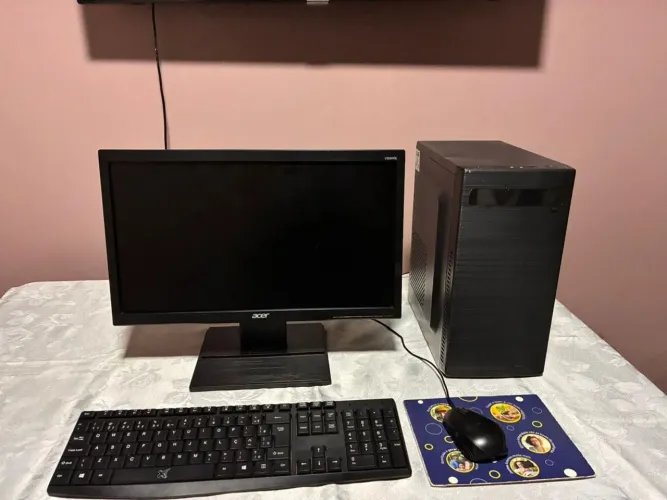 COMPUTADOR COMPLETO (tela Acer + acessório)