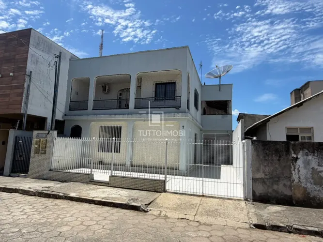 Aluguel - Casa - 4 quartos - 2 suítes - 2 vagas - Juparanã - Linhares - ES