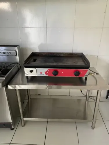 SEMINOVO - Chapa Sanduicheira Bifeteira a Gás 80cm - PR-800 G Style