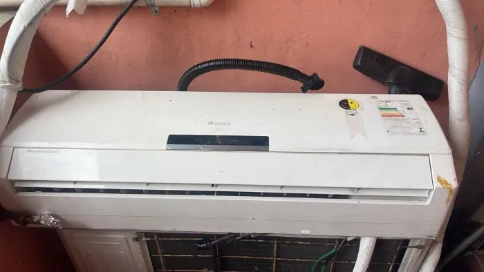 Ar-Condicionado Split Comfee 18.000 BTUs - 220V (Já desinstalado)