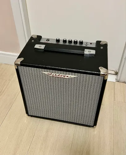 Ashdown Studio 8 amplificador pra Baixo 