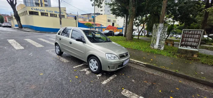 Chevrolet Corsa Hat. Maxx 1.4 8V Econoflex 5P 2011