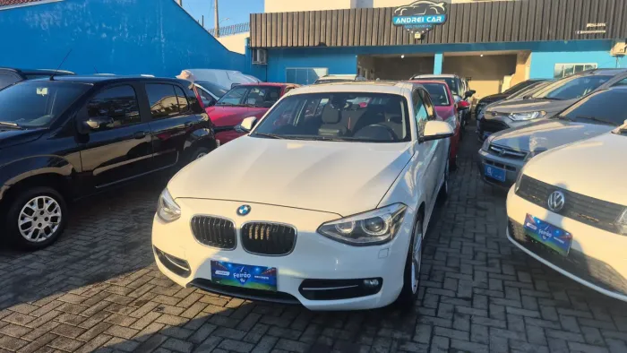 BMW 118IA / Urban/sport 1.6 TB 16V 170cv 5P 2015