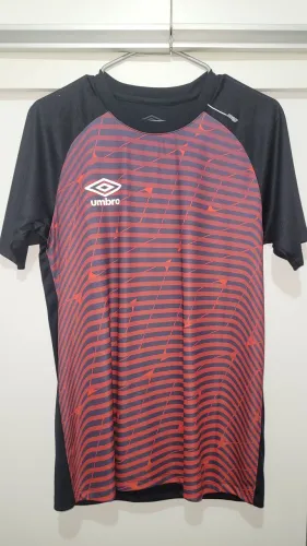 Camisa umbro