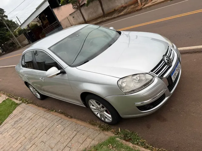 Volkswagen Jetta 2.5 20V 150/170cv Tiptronic 2010