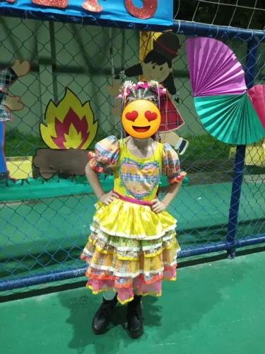 Vestido são João traje caipira matuto infantil festa junina 