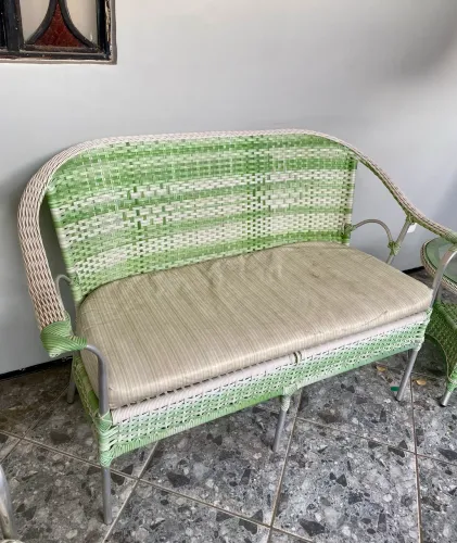 Conjunto de mesa para jardim (4 lugares no total)