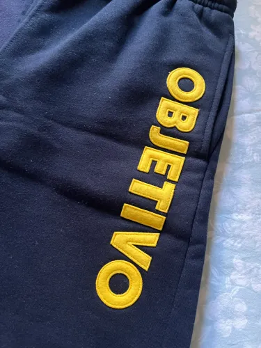 Uniforme Escolar Objetivo