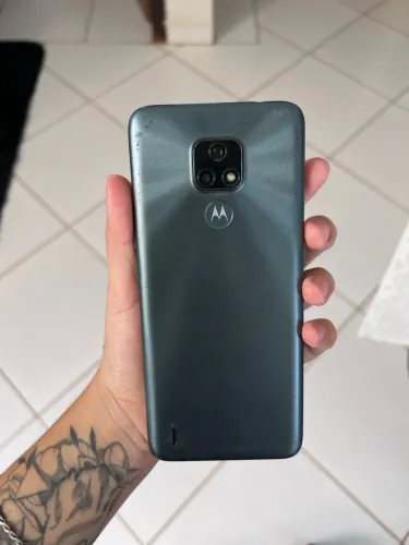 Moto E7