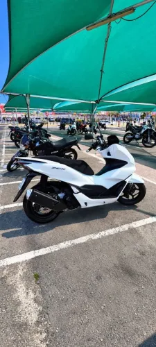 PCX 160 Branco pérola