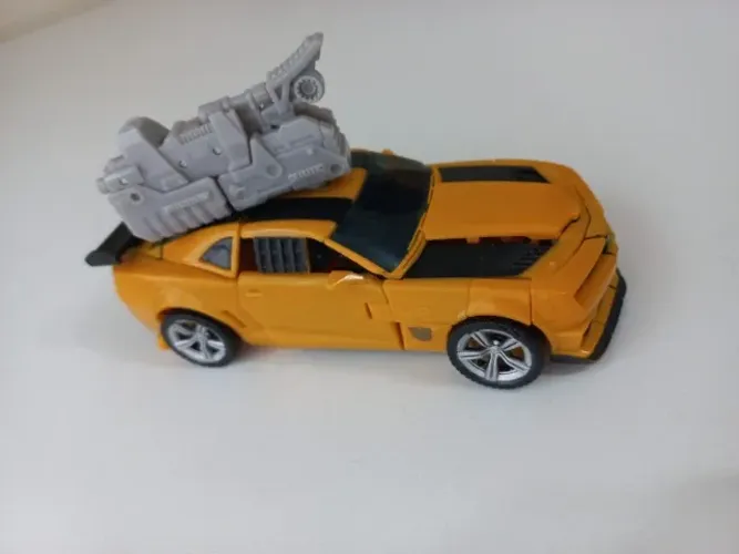 Transformers Robô Bumblebee - Original Hasbro