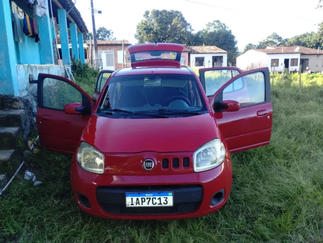 Fiat Uno Vivace Celeb. 1.0 EVO F.flex 8V 5P 2011