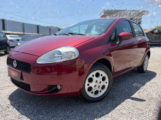 Fiat Punto Attractive 1.4 Fire Flex 8V 5P 2011