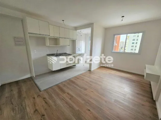 Apartamento para Aluguel no Centro de Santo André | 2 Dorm, 1 Vaga, Varanda