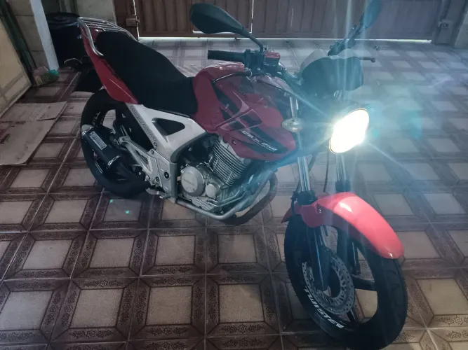 CBX 250 Inteira