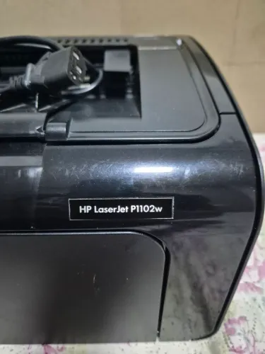 IMPRESSORA LASER JET P1102W