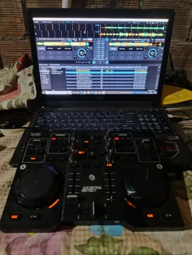 Vendo e troco Notebook,controladora e redimi note11,wat *
