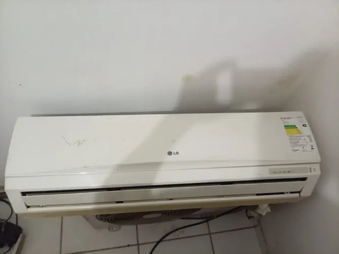 Vende-se ar-condicionado 