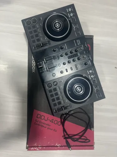 CONTROLADORA PIONEER DDJ 400