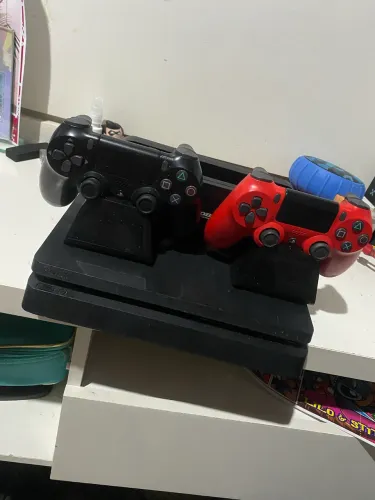 Ps4 slim 1 tb 20 jogos (TROCO EM IPHONE)