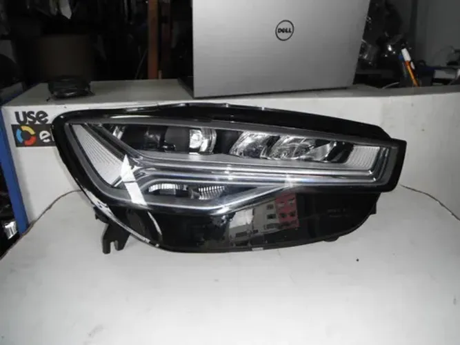 Farol Lado Direito Audi A6 17/19 Led 03102202 Direito