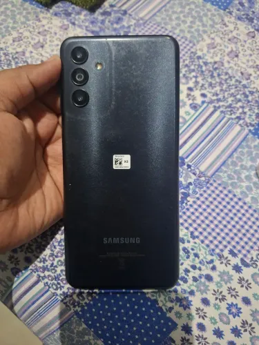 Vendo um celular A04 S 64G