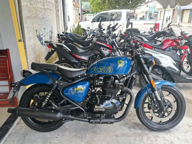 Royal Enfield shotgun 650cc