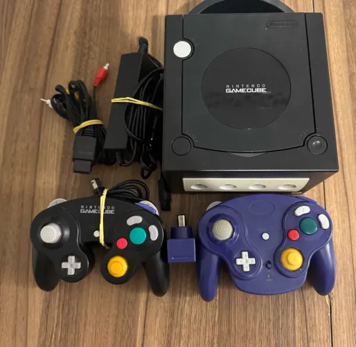 Nintendo GameCube DL 001 (destravado picoboot, não funciona leitor)