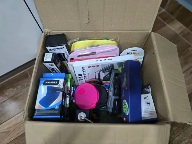 Caixa de utilidades domesticas