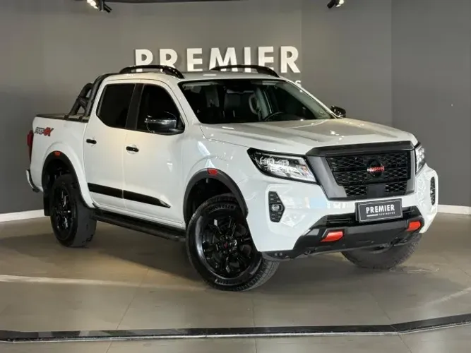 Nissan Frontier Pro4x CD 4X4 2.3 Bi-TB Die. AUT 2023