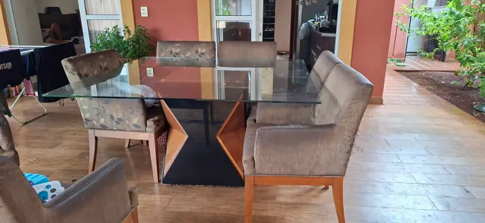 Mesa de jantar de 8 lugares