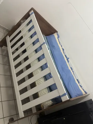 Vendo berço $550 vai cm colchão Novo