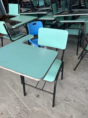 Cadeira escolar