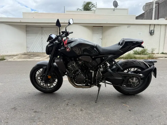CB 1000r Black Edition