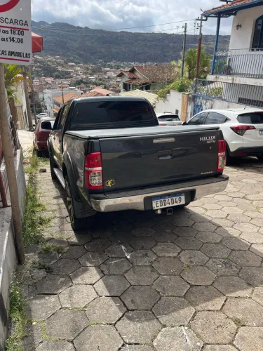 Toyota Hilux CD SR 4X2 2.7 16v/2.7 Flex Aut. 2012