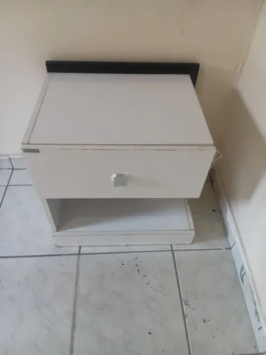 Criado mudo usado bom estado