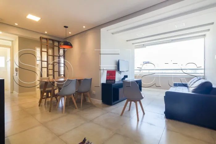 Apartamento mobiliado à venda em Pinheiros com 2 dormitórios e 2 vagas no Residencial Virg