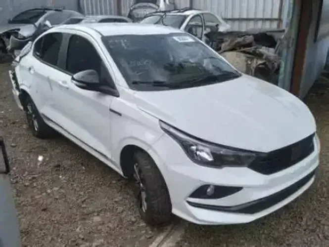 Sucata de fiat cronos 2025