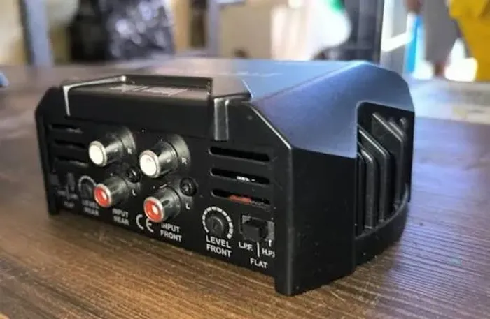 Módulo Stetsom Iron Line IR400.4