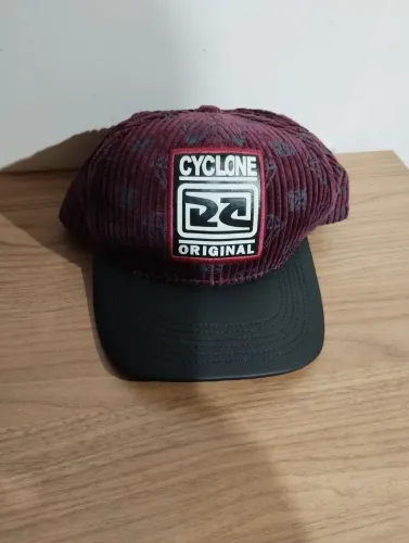 Boné Cyclone